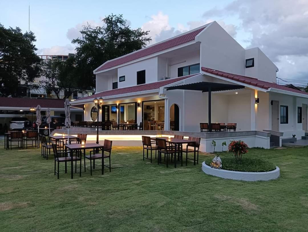 The European Chiang Mai Hotel Ngoại thất bức ảnh